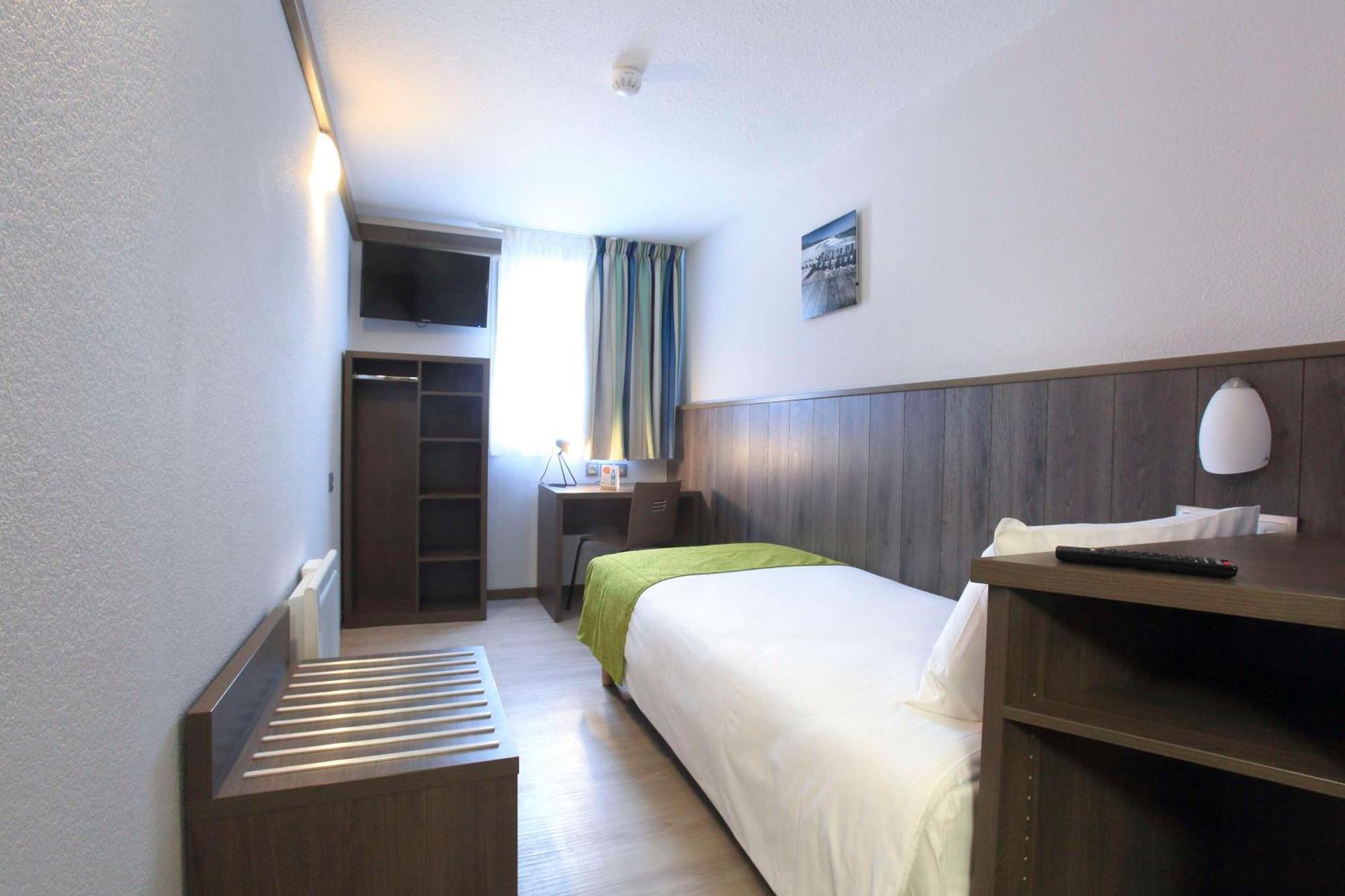 Brit Hotel Calais Dış mekan fotoğraf